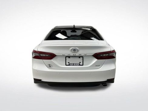 Used 2023 Toyota Camry XLE image 15