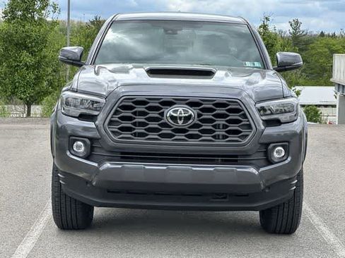 Used 2023 Toyota Tacoma TRD Sport w/ Black Out Package (TMS) AWD/4WD image 24