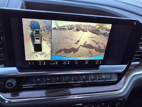 Used 2023 Chevrolet Silverado 1500 LT Trail Boss w/ LT Trail Boss Premium Package image 7