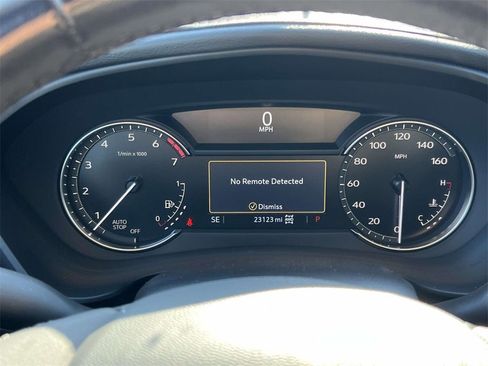 Used 2023 Cadillac XT4 Luxury w/ Cold Weather Package image 21