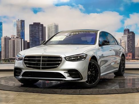 Used 2026 Mercedes-Benz S 500 4MATIC image 2