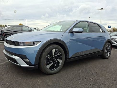 New 2026 Hyundai Ioniq 5 SEL image 2