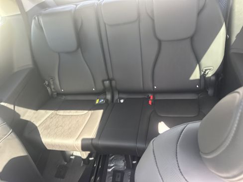 New 2026 Kia Carnival SX FWD image 13