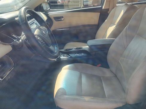 Used 2014 Toyota Avalon XLE Touring FWD image 10