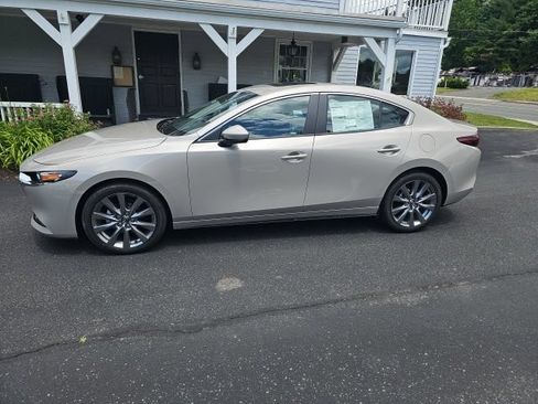 New 2026 MAZDA MAZDA3 2.5 S Sedan w/ Preferred Pkg FWD image 8