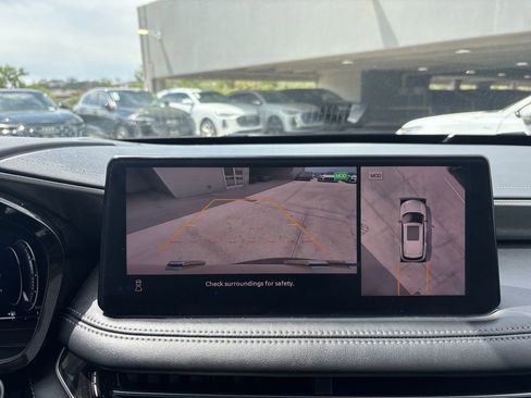 Used 2025 INFINITI QX60 Luxe w/ Vision Package image 25