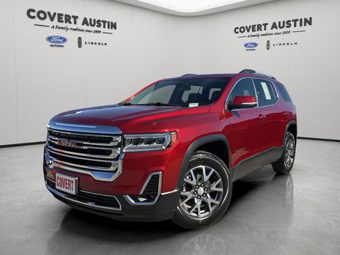 Used 2023 GMC Acadia SLT image 1