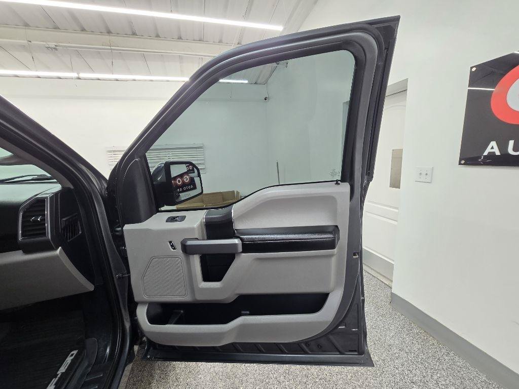 Used 2020 Ford F150 XLT AWD/4WD image 29