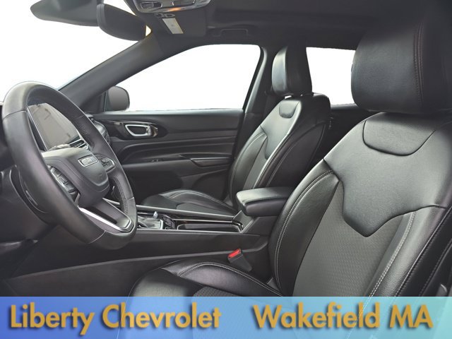 Used 2023 Jeep Compass Latitude w/ Sun and Sound Group AWD/4WD image 14
