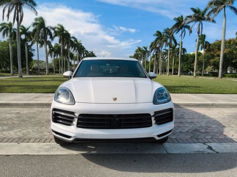 Used 2019 Porsche Cayenne image 2