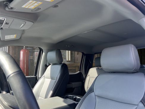 Certified 2022 Ford F150 Lariat w/ Equipment Group 502A High image 16