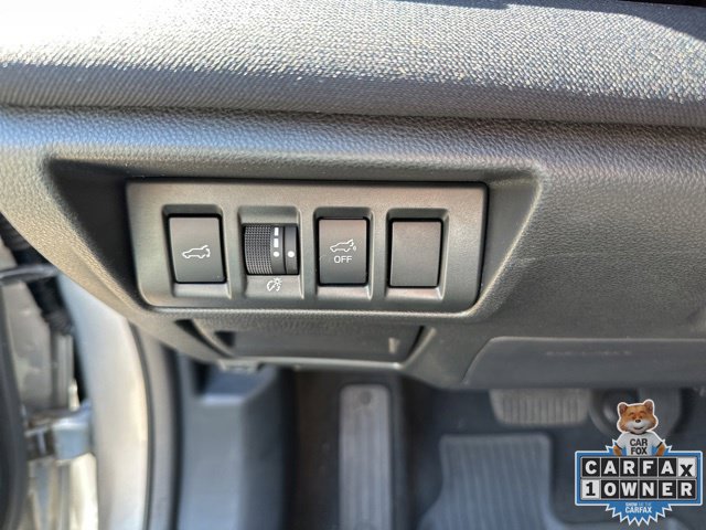 Used 2025 Subaru Outback Premium AWD/4WD image 17