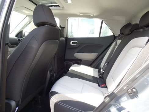 New 2026 Hyundai Venue SEL FWD image 15