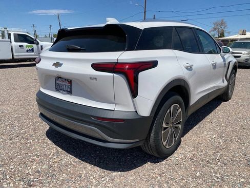 Used 2024 Chevrolet Blazer EV LT AWD/4WD image 4