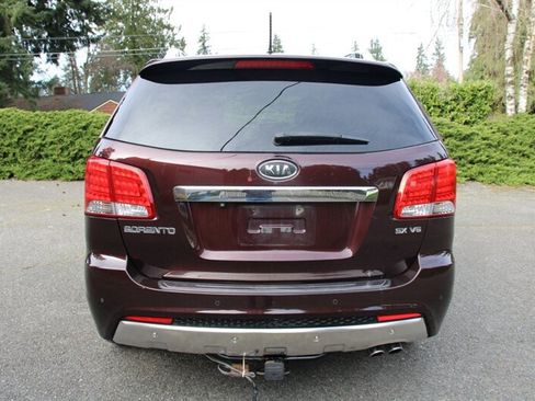 Used 2012 Kia Sorento SX image 12