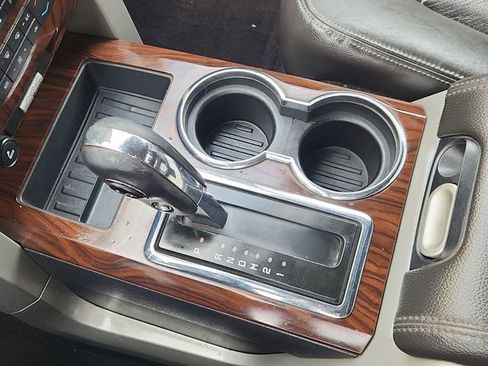 Used 2012 Ford F150 Lariat w/ Lariat Chrome Pkg image 16