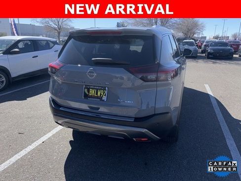 Used 2023 Nissan Rogue SL w/ SL Premium Package image 9