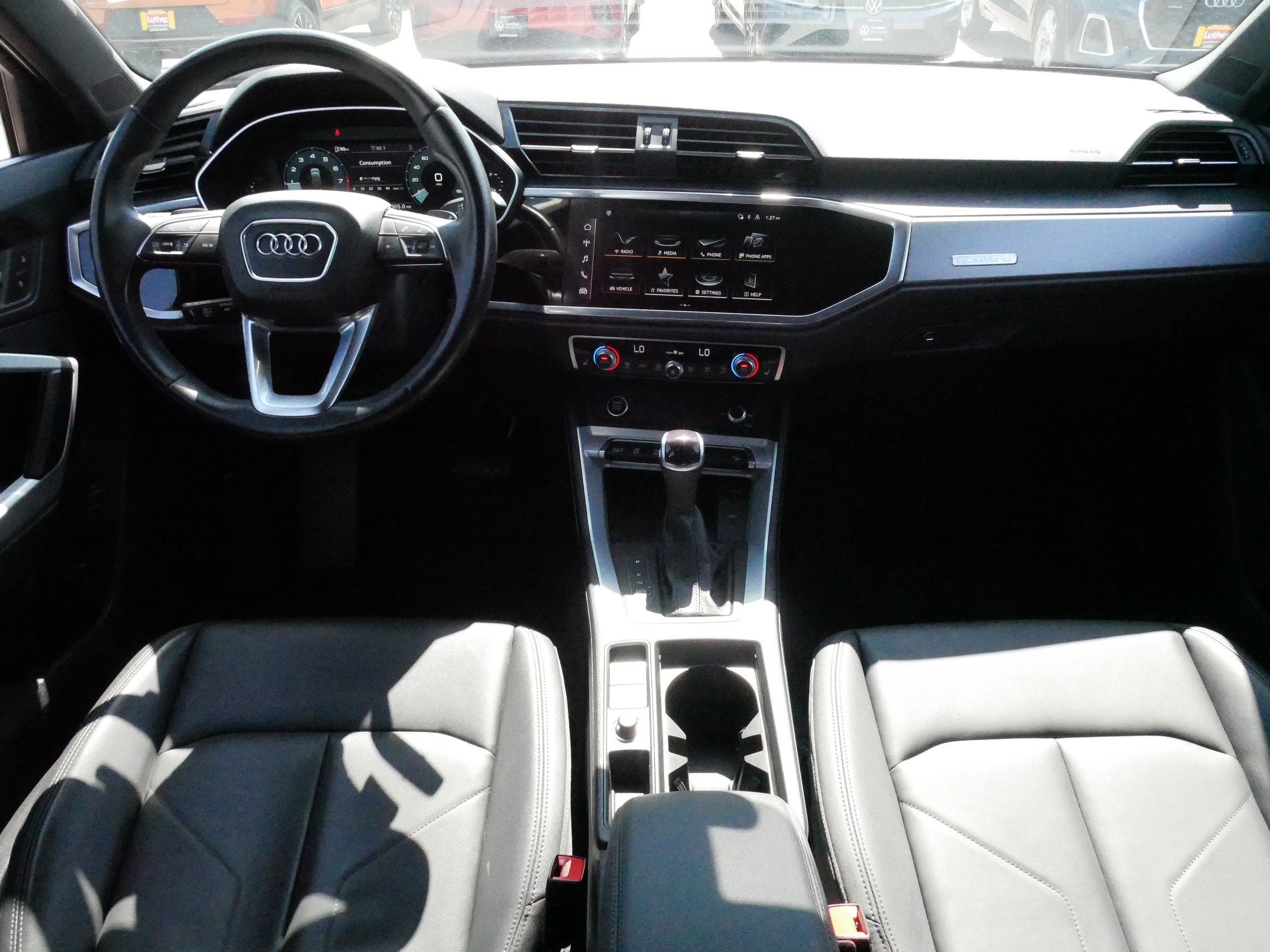 Used 2024 Audi Q3 2.0T Premium w/ Convenience Package AWD/4WD image 10