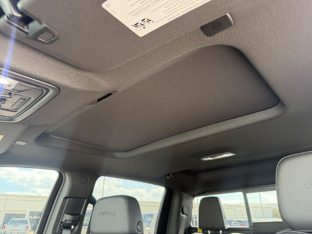 New 2026 GMC Sierra 1500 AT4 w/ AT4 Premium Package AWD/4WD image 21