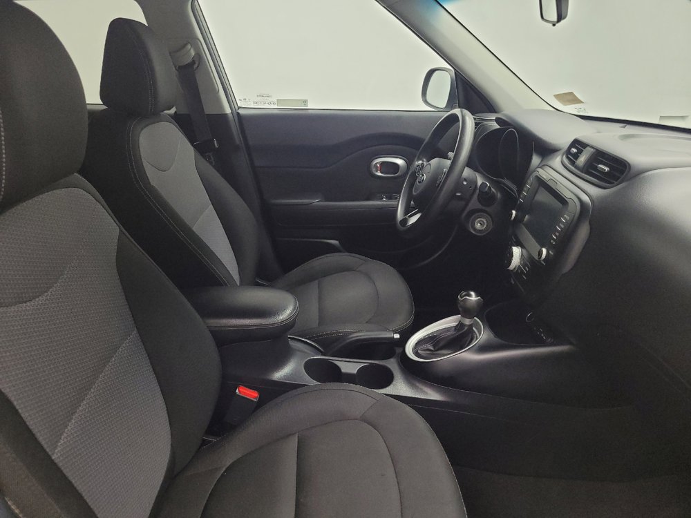Used 2019 Kia Soul + FWD image 21