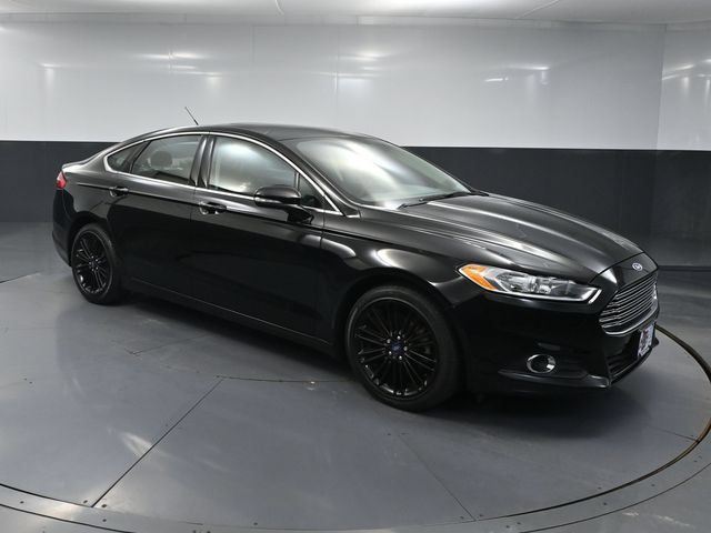 Used 2016 Ford Fusion SE w/ Equipment Group 202A FWD image 1