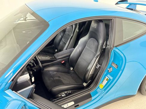 Used 2018 Porsche 911 GT3 w/ Sport Chrono Package RWD image 14