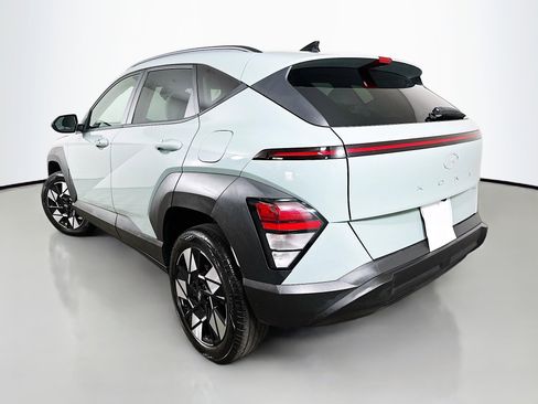 Certified 2025 Hyundai Kona SEL AWD/4WD image 5