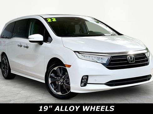 Used 2022 Honda Odyssey Elite image 3