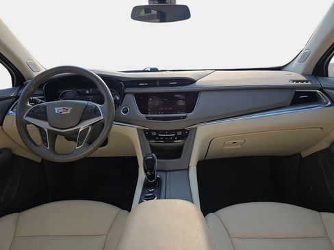 Used 2024 Cadillac XT5 Premium Luxury FWD image 9