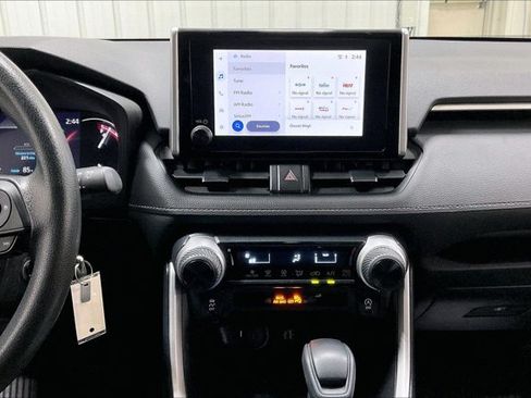 Certified 2025 Toyota RAV4 LE AWD/4WD image 7