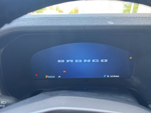 Used 2025 Ford Bronco Outer Banks w/ Sasquatch Package image 8