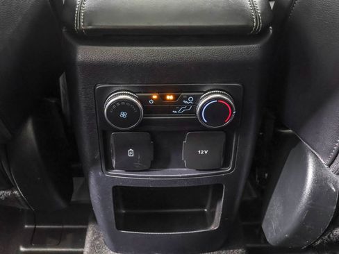 Used 2021 Ford Explorer XLT w/ Equipment Group 202A image 40