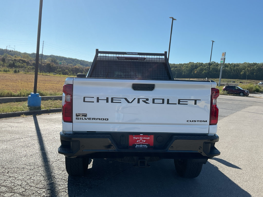 Used 2026 Chevrolet Silverado 2500 Custom w/ Custom Value Package AWD/4WD image 7