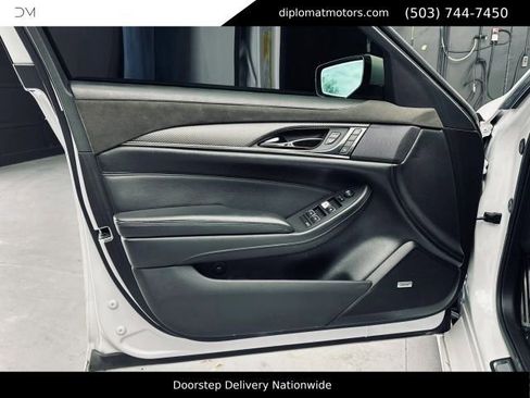 Used 2018 Cadillac CTS V w/ Carbon Fiber Package RWD image 36