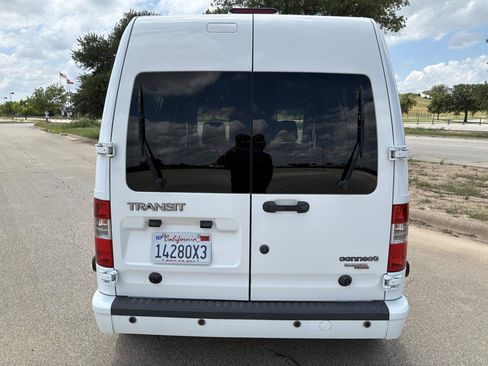 Used 2010 Ford Transit Connect XLT FWD image 9