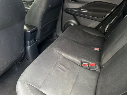 Used 2023 Nissan Kicks S image 13