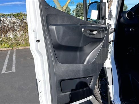 New 2026 Mercedes-Benz Sprinter 2500 image 10