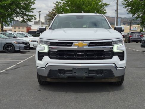 Used 2023 Chevrolet Silverado 1500 LT w/ Work Truck Package AWD/4WD image 11