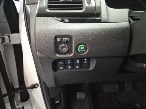 Used 2025 Honda Ridgeline Black Edition image 12