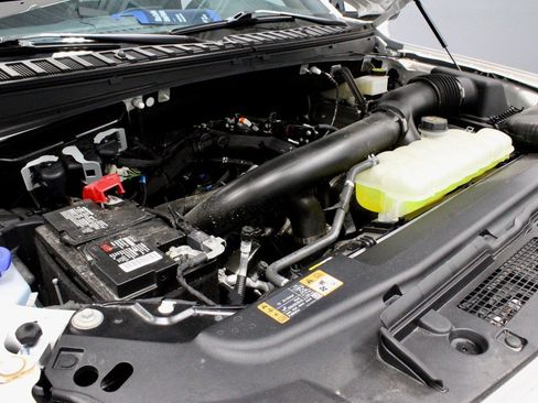 Certified 2024 Ford Expedition Max Platinum image 16