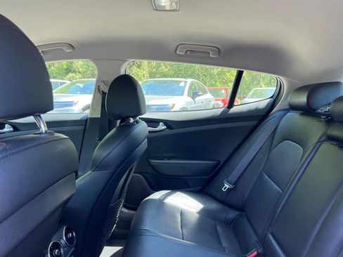 Used 2019 Kia Stinger AWD/4WD image 29
