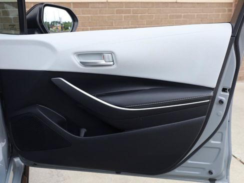 Used 2022 Toyota Corolla SE FWD image 24