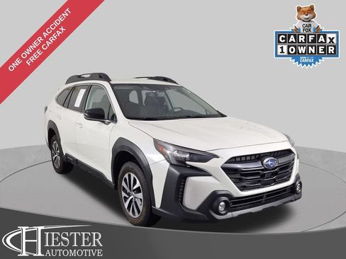 Used 2025 Subaru Outback Premium AWD/4WD image 1