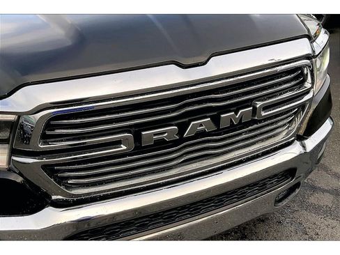 Used 2019 RAM 1500 Laramie image 30