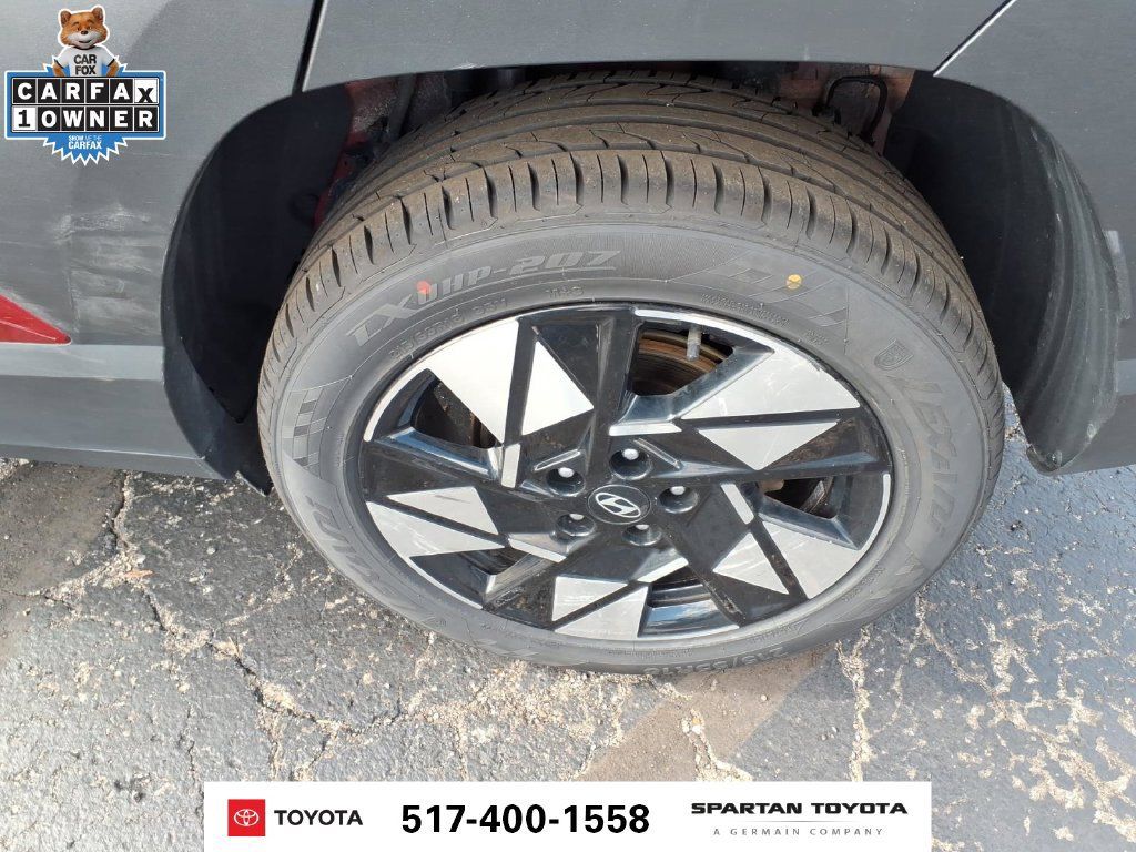 Used 2024 Hyundai Kona SEL AWD/4WD image 11