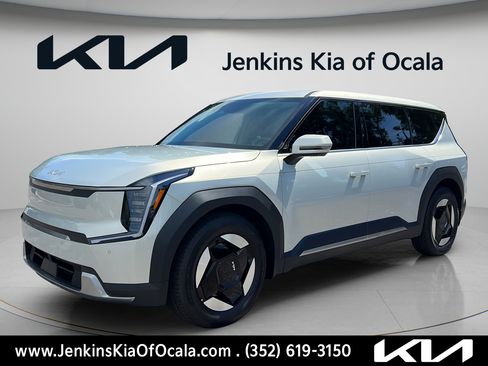 New 2026 Kia EV9 Light RWD image 7