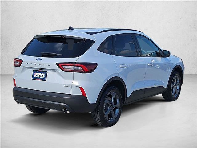 Used 2025 Ford Escape ST-Line Select AWD/4WD image 5