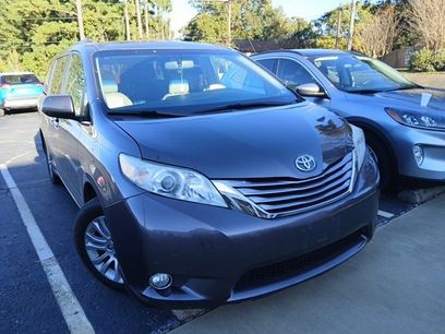 Used 2017 Toyota Sienna XLE