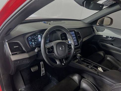 Used 2016 Volvo XC90 T6 R-Design w/ Protection Package Plus image 11