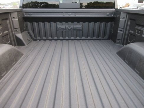 New 2026 GMC Sierra 1500 Denali w/ Denali Reserve Package image 7